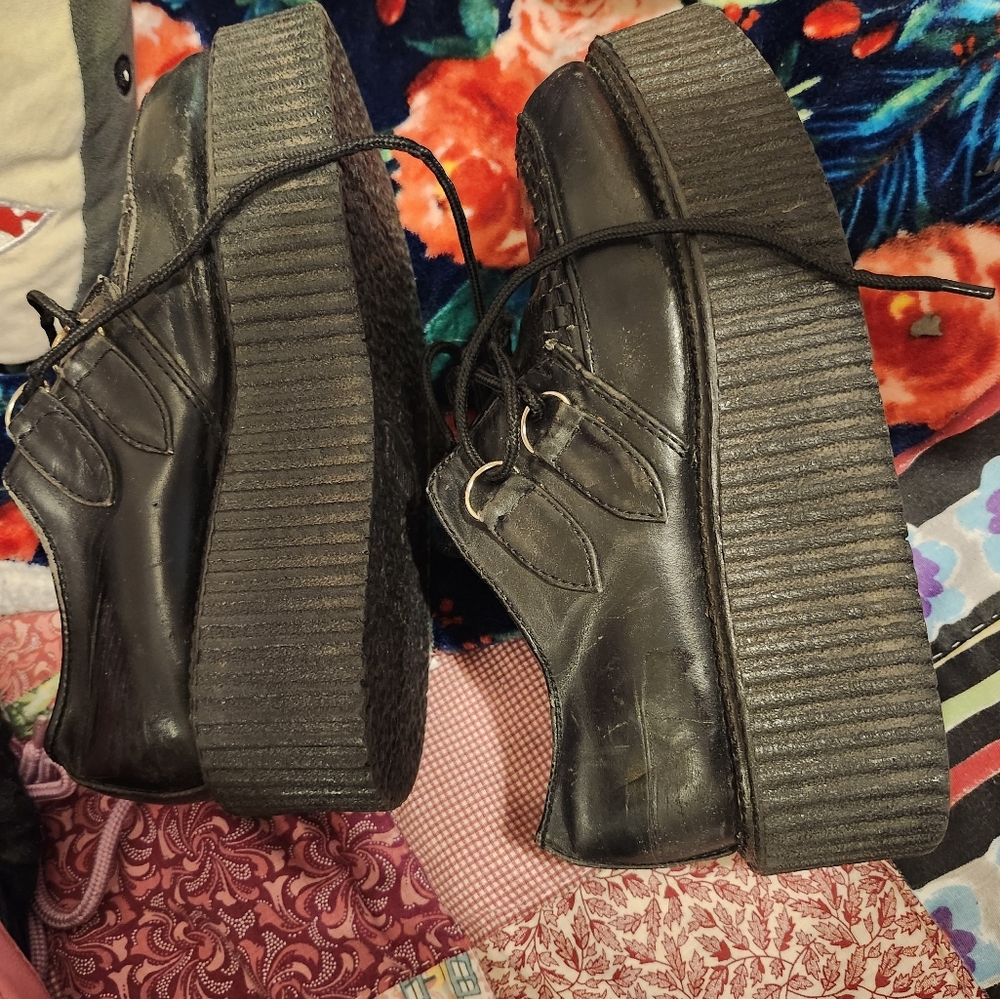 Creepers by Demonia